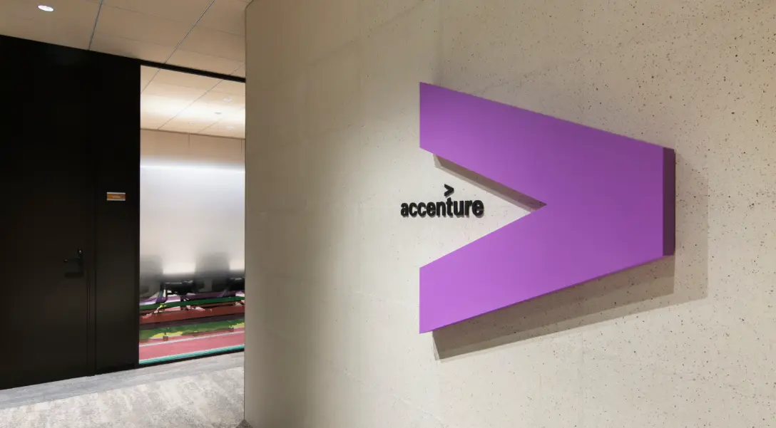 アクセンチュア仙台のオフィスの受付